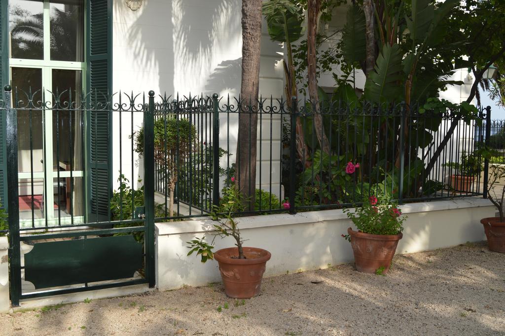 Propriete Les 2 Plages Cannes Exterior foto